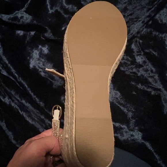 Size 38 or 7.5 espadrilles - Picture 6 of 6